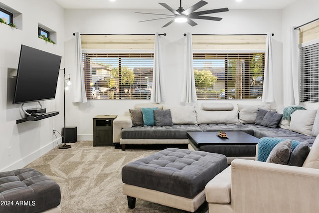 carpeted living room featuring recessed lighting, baseboards, and ceiling fan