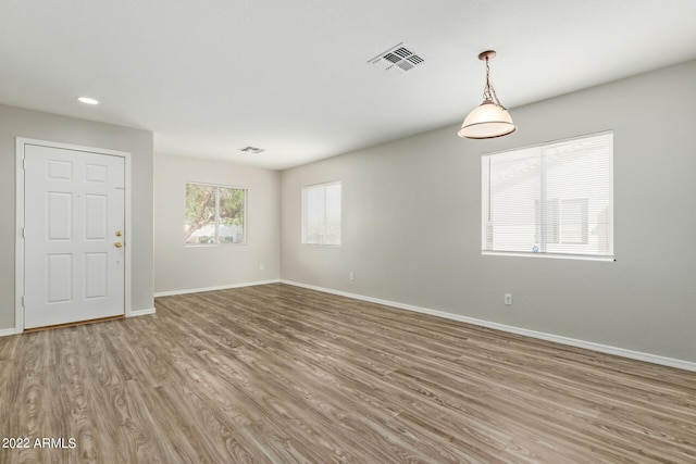 6537 W Riva Rd, Phoenix, AZ 85043 - unfurnished room with wood-type flooring