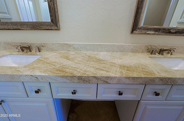 32710 N 71st St, Scottsdale, AZ 85266 - bathroom featuring vanity and a textured wall