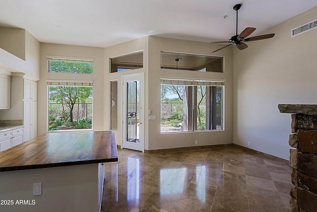 32710 N 71st St, Scottsdale, AZ 85266 - interior space with a high ceiling and a ceiling fan