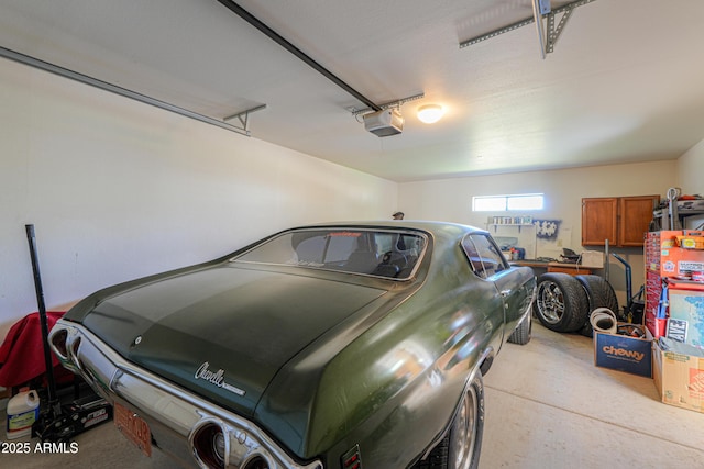18622 E Via De Arboles, Queen Creek, AZ 85142 - garage featuring a garage door opener