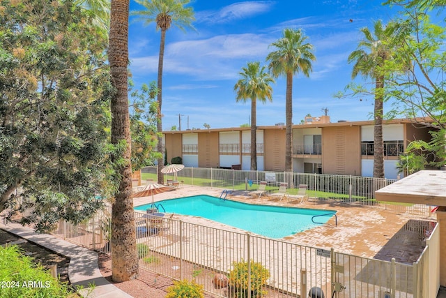 6125 E Indian School Rd Unit 240, Scottsdale AZ, 85251, 2 bedrooms, 1 bath multi for sale