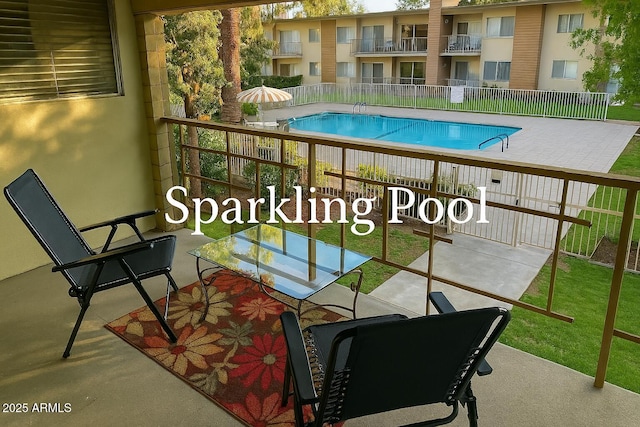 6125 E Indian School Rd Unit 240, Scottsdale, AZ 85251 - balcony with view of pool area