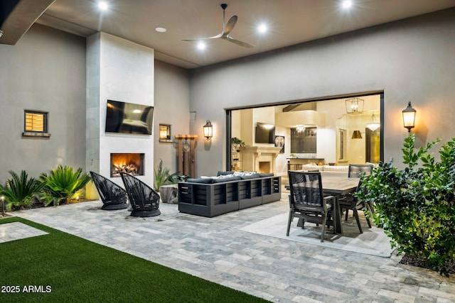 13750 E Yucca St, Scottsdale, AZ 85259 - lobby with a high ceiling and recessed lighting