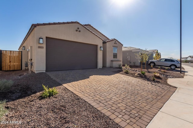 view of front facade with a garage