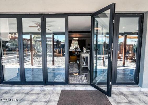 11215 N 37th Ave, Phoenix, AZ 85029 - property entrance featuring french doors
