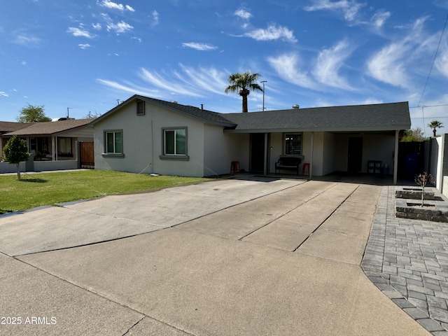 single story home with a front yard