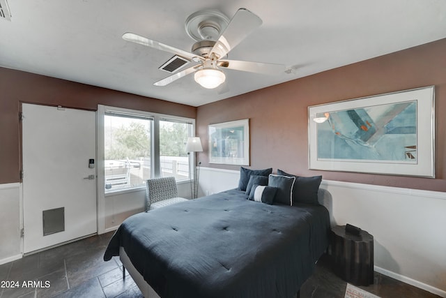 bedroom with ceiling fan