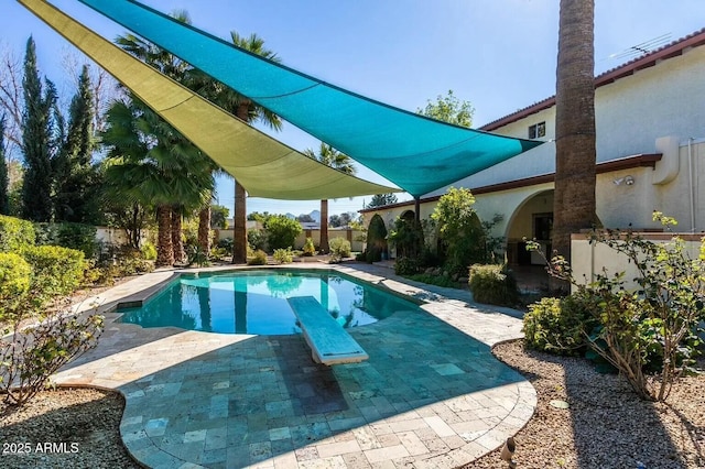 8426 N 15th Dr, Phoenix, AZ 85021 - view of pool featuring a fenced in pool and a patio