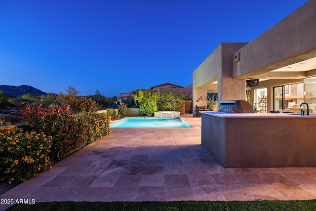 9894 E Miramonte Dr, Scottsdale, AZ 85262 - view of patio with a sink