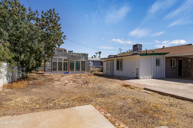 view of yard with a patio