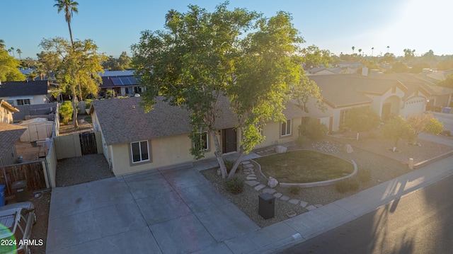 view of front of home featuring a patio area