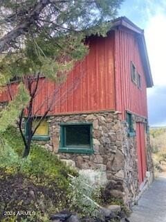 view of side of property