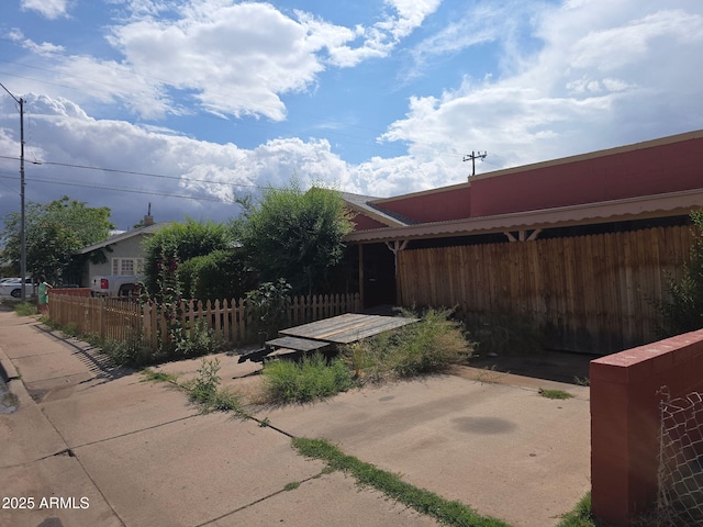 813 N Berry Ave, Winslow, AZ 86047 - view of patio / terrace