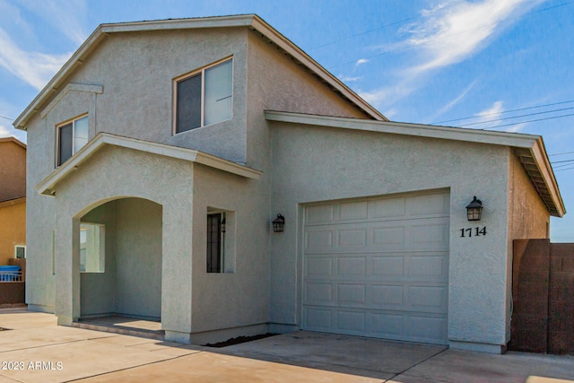 view of front of house featuring a garage