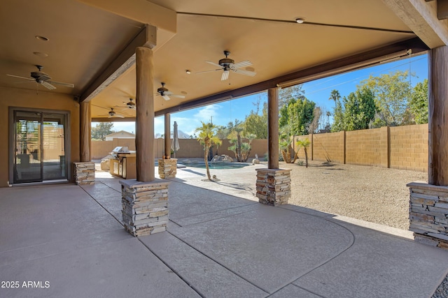 view of patio / terrace with an outdoor kitchen