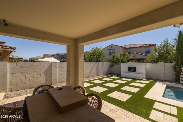 4346 S Synapse Dr, Mesa, AZ 85212 - fenced backyard with a patio area and a residential view