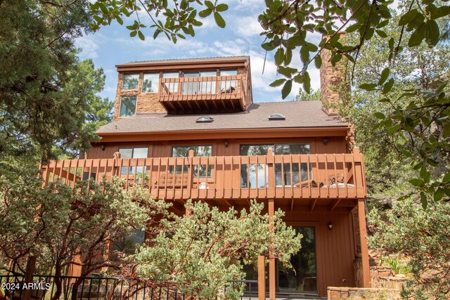 5120 N Juniper Loop, Pine, AZ 85544 - back of house with roof with shingles and a balcony