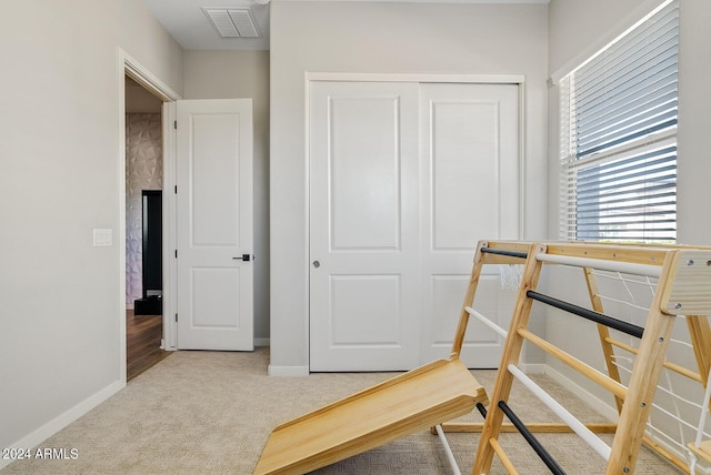 5725 S 101st St, Mesa, AZ 85212 - bedroom featuring baseboards, visible vents, carpet, and a closet