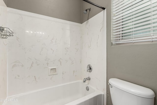 4322 S Ranger Trl, Gilbert, AZ 85297 - bathroom with shower / bathtub combination and toilet