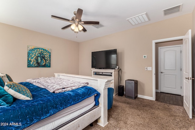 bedroom with carpet flooring and ceiling fan