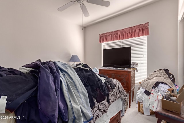 bedroom featuring carpet floors and ceiling fan