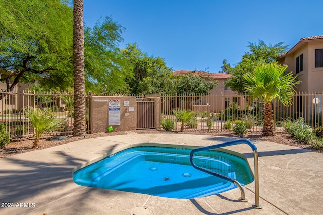 view of swimming pool featuring a patio