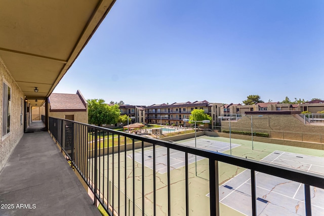 461 W Holmes Ave Unit 323, Mesa, AZ 85210 - balcony featuring a residential view