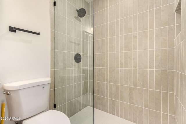 461 W Holmes Ave Unit 323, Mesa, AZ 85210 - bathroom featuring toilet and a walk in shower