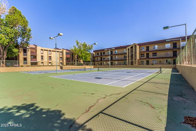 461 W Holmes Ave Unit 323, Mesa, AZ 85210 - view of tennis court