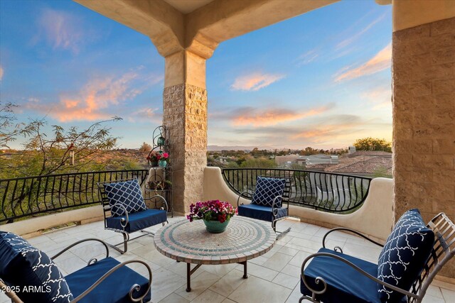 6621 N Arizona Biltmore Cir, Phoenix, AZ 85016 - view of patio / terrace featuring a balcony