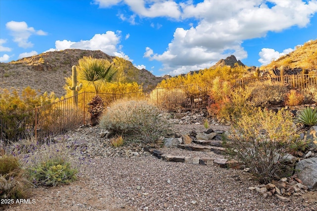 6621 N Arizona Biltmore Cir, Phoenix, AZ 85016 - mountain view