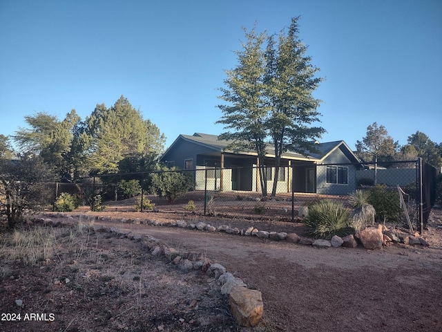 801 W Country Ln, Payson, AZ 85541 - view of front of home with fence