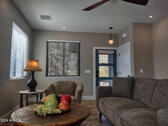 801 W Country Ln, Payson, AZ 85541 - living room featuring ceiling fan, recessed lighting, baseboards, wood finished floors, and visible vents
