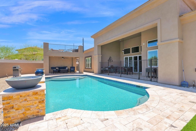 29067 N 71st Ave, Peoria, AZ 85383 - view of swimming pool featuring ceiling fan, a patio area, and an outdoor hangout area