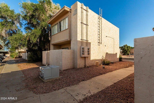 view of property exterior