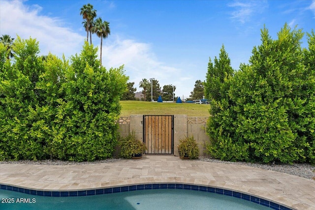 5332 N 81st Pl, Scottsdale, AZ 85250 - view of pool featuring a gate