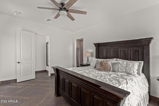 bedroom with ceiling fan