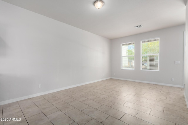 2000 N 36th St Unit 8, Phoenix, AZ 85008 - spare room with baseboards