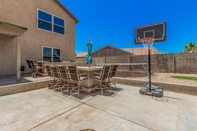 3016 W White Canyon Rd, San Tan Valley, AZ 85144 - fenced backyard featuring a patio area