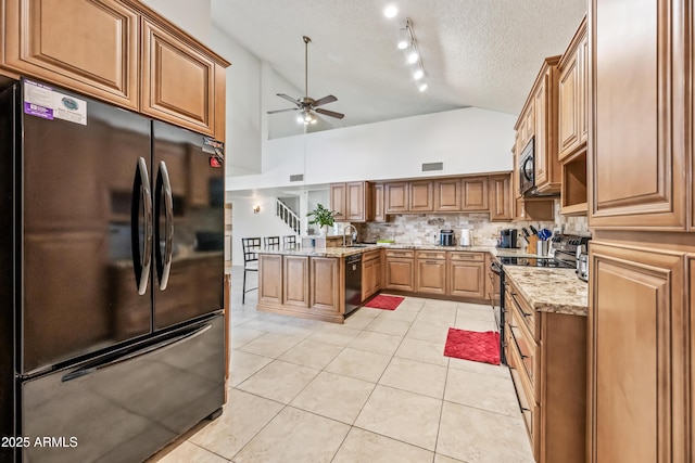 7949 W Pershing Ave, Peoria, AZ 85381 - kitchen with black appliances, high vaulted ceiling, a sink, a peninsula, and light tile patterned flooring