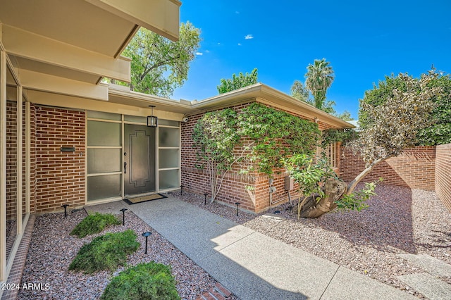 view of entrance to property