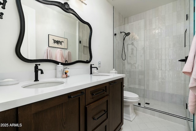 6556 N Arizona Biltmore Cir, Phoenix, AZ 85016 - full bath with a stall shower, double vanity, toilet, and a sink