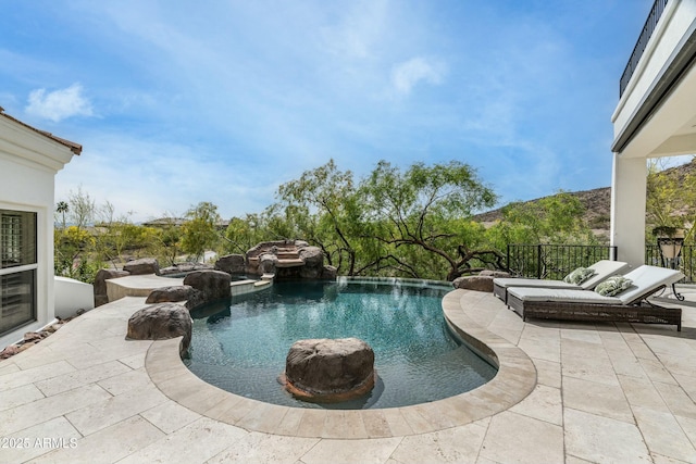 6556 N Arizona Biltmore Cir, Phoenix, AZ 85016 - view of swimming pool featuring a patio and a fenced in pool