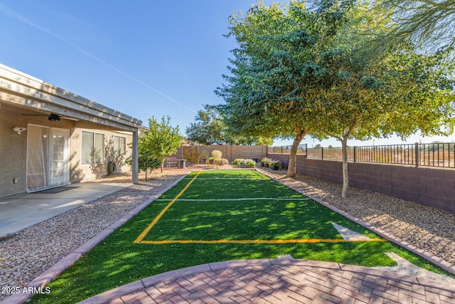 view of yard featuring a patio area