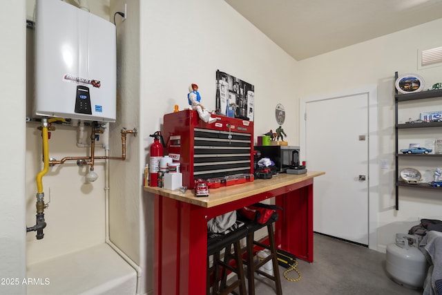 5332 E Thunder Hawk Rd, Cave Creek, AZ 85331 - interior space featuring tankless water heater