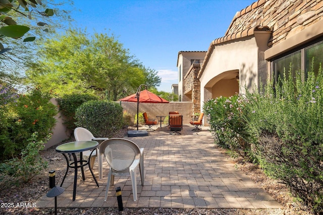 7445 E Eagle Crest Dr Unit 1015, Mesa, AZ 85207 - view of patio / terrace with fence