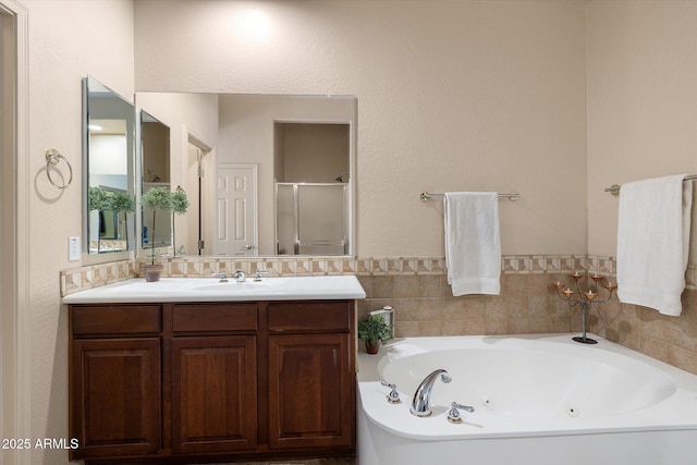 7445 E Eagle Crest Dr Unit 1015, Mesa, AZ 85207 - full bath featuring a stall shower, vanity, and a whirlpool tub
