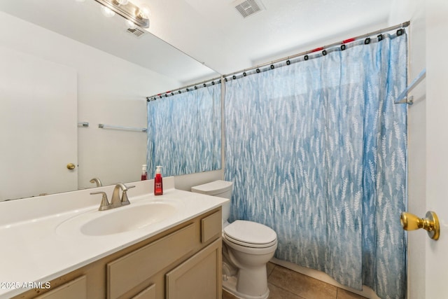 4202 E Brookwood Ct, Phoenix, AZ 85048 - full bath with tile patterned floors, toilet, vanity, and a shower with curtain