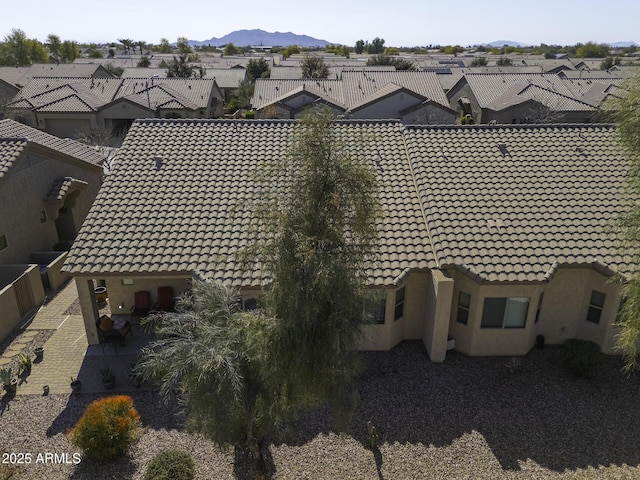 bird's eye view featuring a mountain view